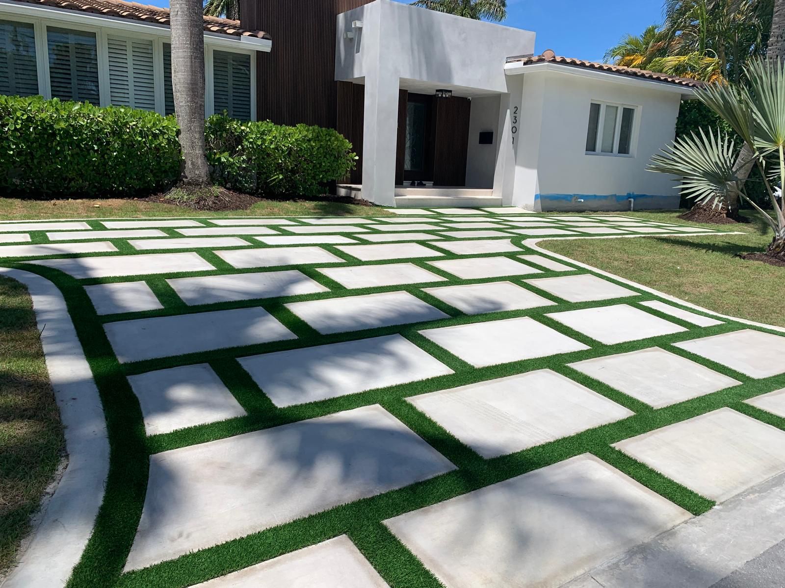 Backyard turf installation Boca Raton