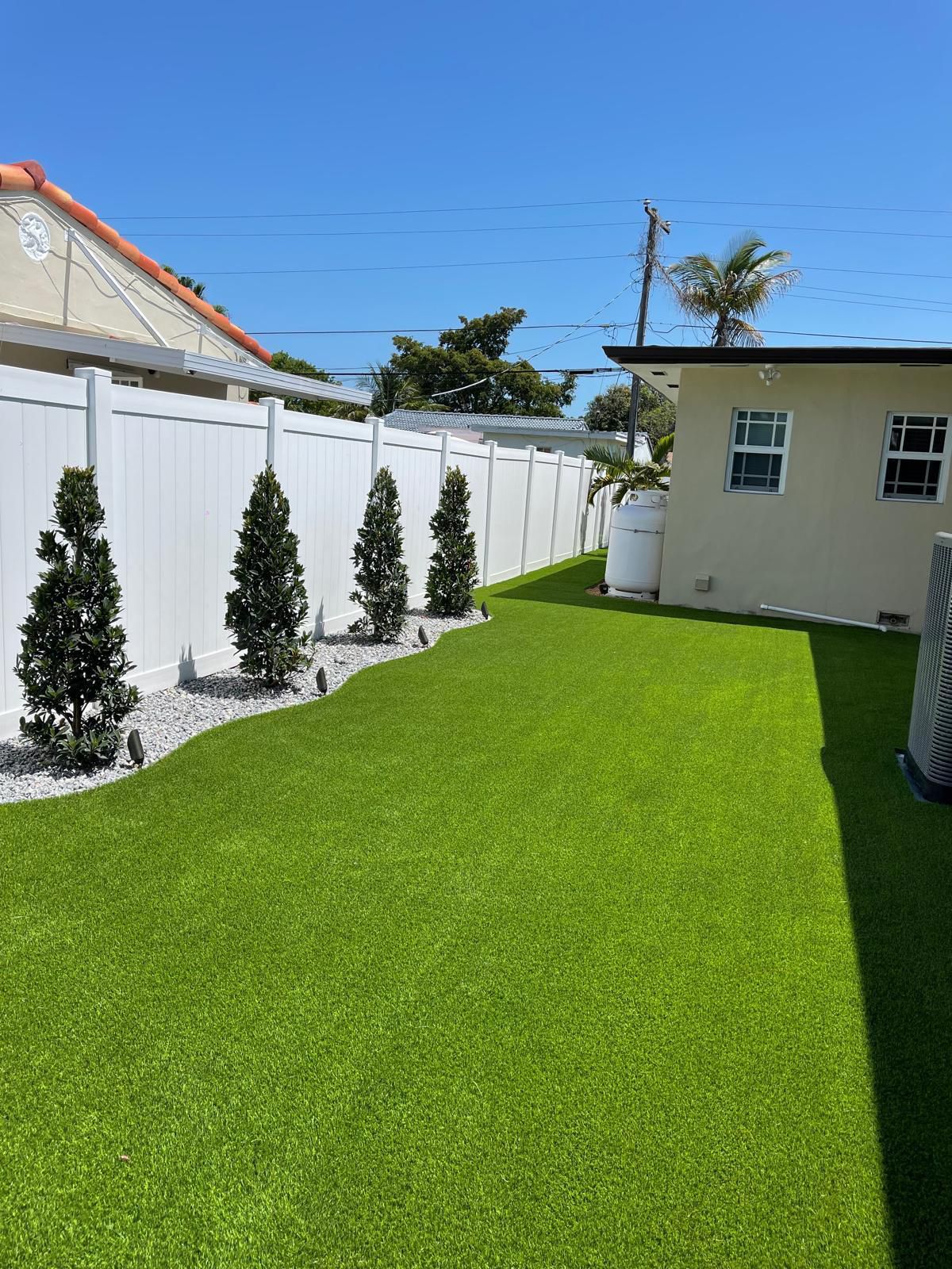 Front yard artificial grass Boca Raton
